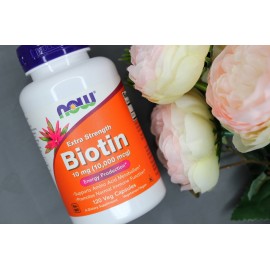 Биотин - один из самых важных витаминов для здоровья волос и кожи